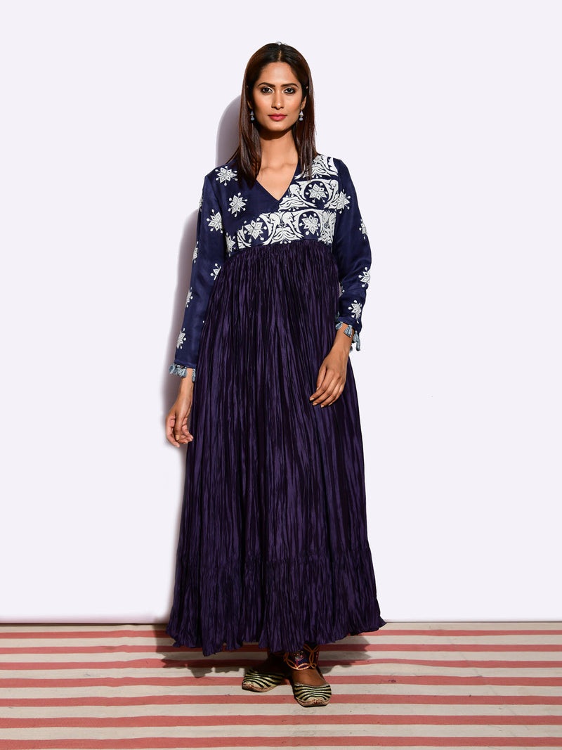 TOTA NAVY CRUSHED WRAP STYLE APPLIQUE DRESS – Swati Vijaivargie